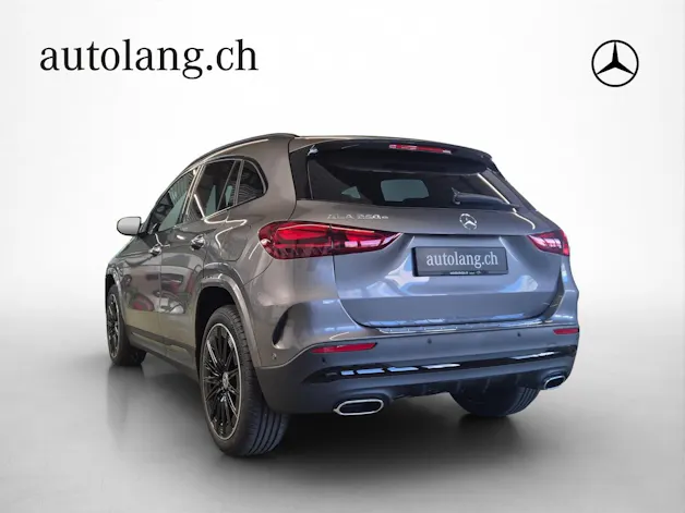 MERCEDES-BENZ GLA 250 e EQ Star AMG Line