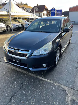 Subaru Legacy Station 2.0i Swiss