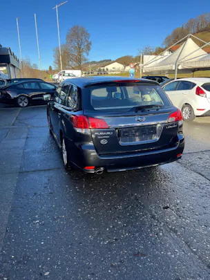 Subaru Legacy Station 2.0i Swiss