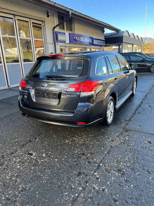 Subaru Legacy Station 2.0i Swiss