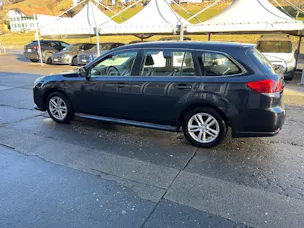 Subaru Legacy Station 2.0i Swiss