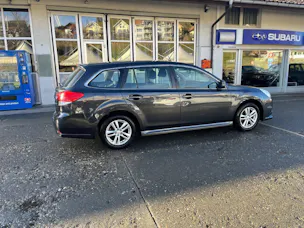 Subaru Legacy Station 2.0i Swiss