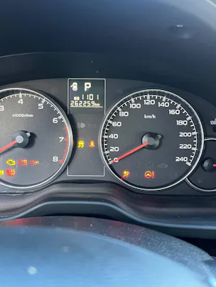 Subaru Legacy Station 2.0i Swiss