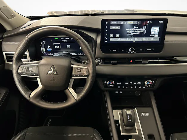 Mitsubishi Outlander 2.4 PHEV Invite 4x4