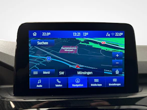 https://vehicle.imgix.net/4525932/e9a9ed85-4415-41fa-9e3d-50d15e7bcf89.jpg