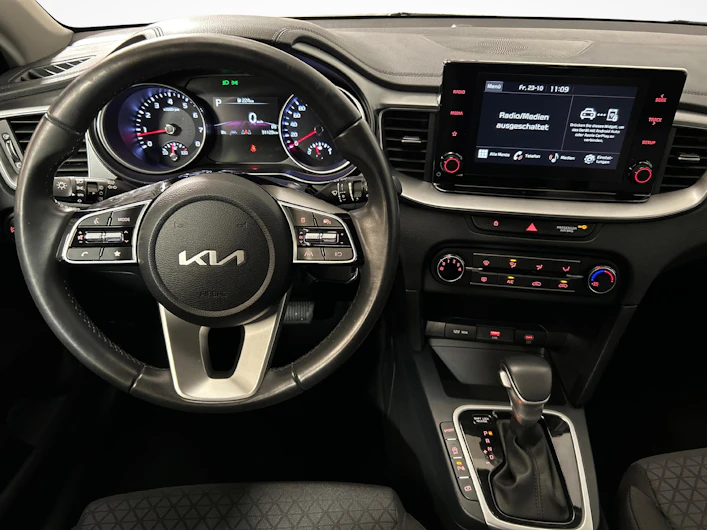 immagine del veicolo KIA CEED
