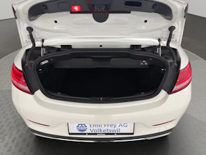 https://vehicle.imgix.net/4526004/890a49a4-be8c-4d3b-9a47-9fe26f826805.jpg
