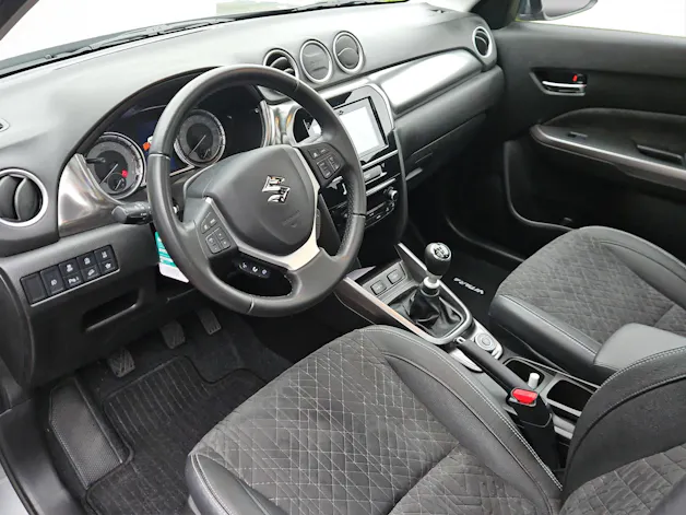 Suzuki Vitara 1.4 T Compact Top Hybrid 4x4