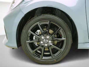 MAZDA 2 1.5 Hybrid Homura