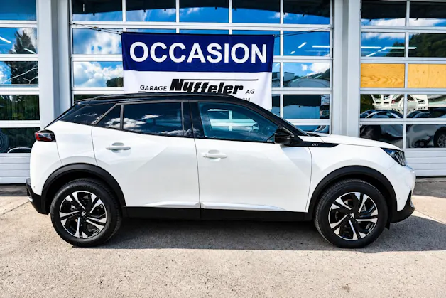 PEUGEOT 2008 1.2 PureTech 130 GT