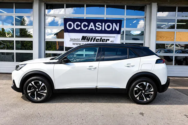 PEUGEOT 2008 1.2 PureTech 130 GT
