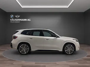 BMW iX1 30 xDrive M SPORT