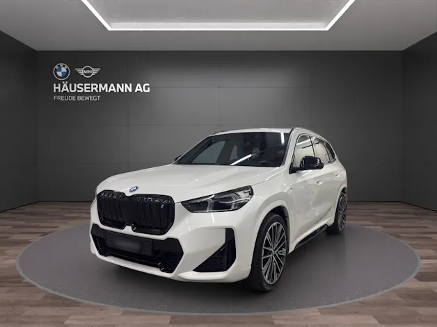 BMW iX1 30 xDrive M SPORT