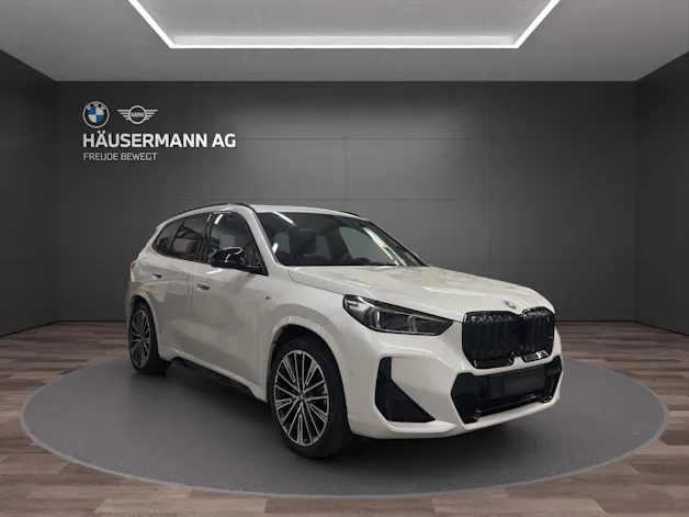 BMW iX1 30 xDrive M SPORT
