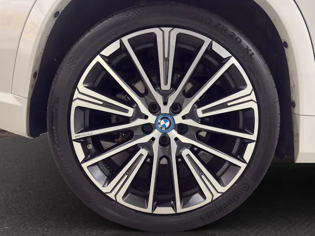 BMW iX1 30 xDrive M SPORT