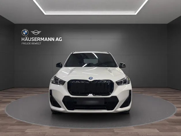 BMW iX1 30 xDrive M SPORT