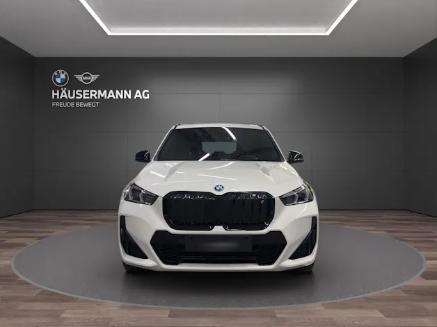BMW iX1 30 xDrive M SPORT