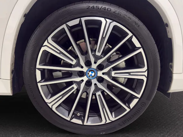 BMW iX1 30 xDrive M SPORT