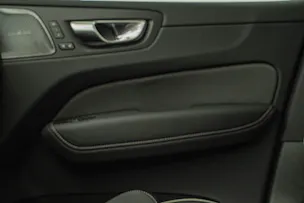 VOLVO XC60 2.0 T8 TE XCENTRIC Black Edition eAWD