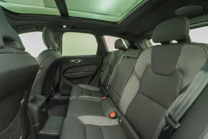 VOLVO XC60 2.0 T8 TE XCENTRIC Black Edition eAWD