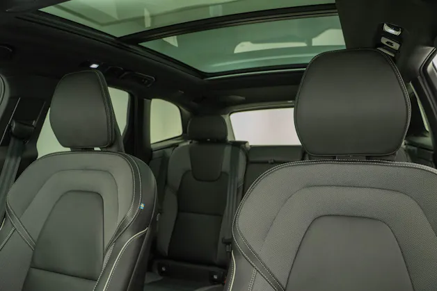 VOLVO XC60 2.0 T8 TE XCENTRIC Black Edition eAWD