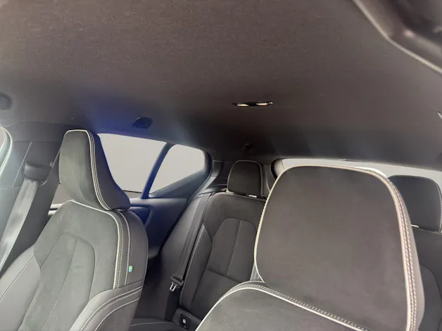 VOLVO XC40 P6 Plus