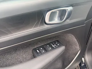 VOLVO XC40 P6 Plus