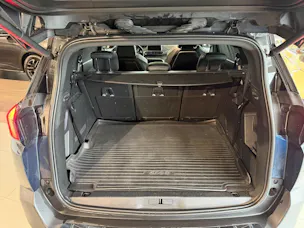 PEUGEOT 5008 2.0 BlueHDi 180 GT