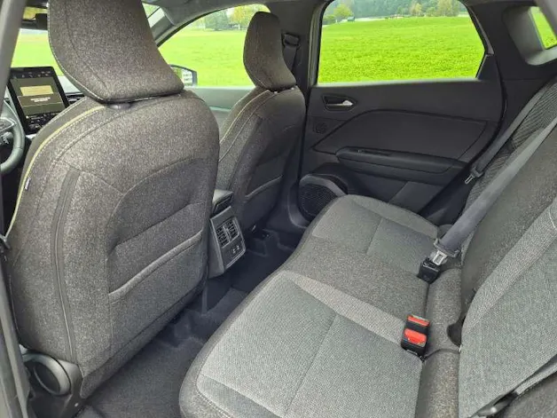RENAULT Captur 1.3 TCe 140 techno EDC