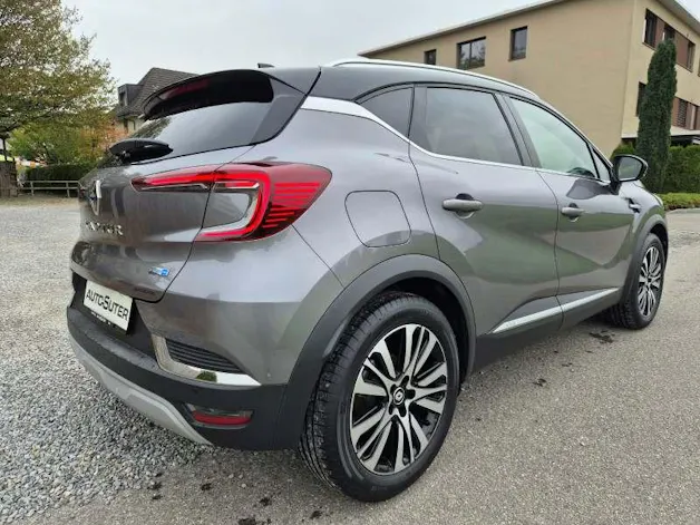 RENAULT Captur INITIALE PARIS E-TECH 145