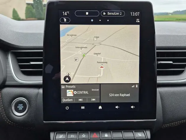 RENAULT Captur INITIALE PARIS E-TECH 145
