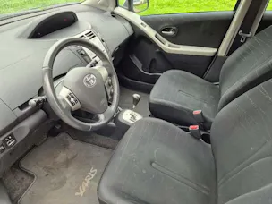 Toyota Yaris 1.3 16V City Automat