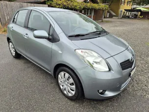 Toyota Yaris 1.3 16V City Automat