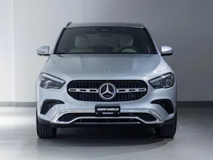 MERCEDES-BENZ GLA 220 d 4MATIC Swiss Star