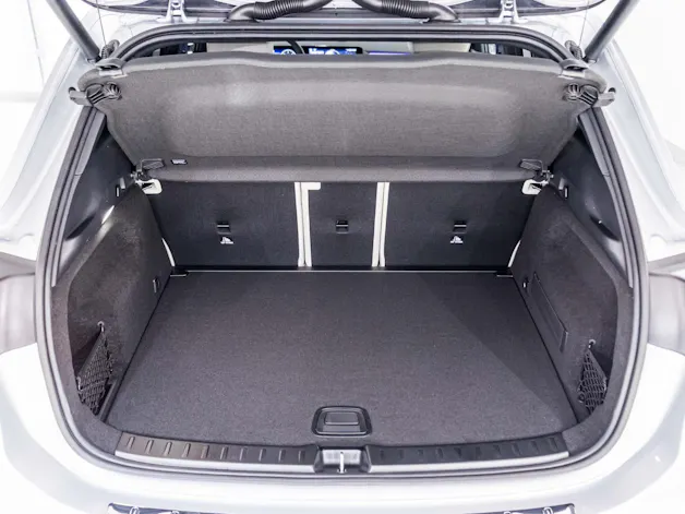 MERCEDES-BENZ GLA 220 d 4MATIC Swiss Star