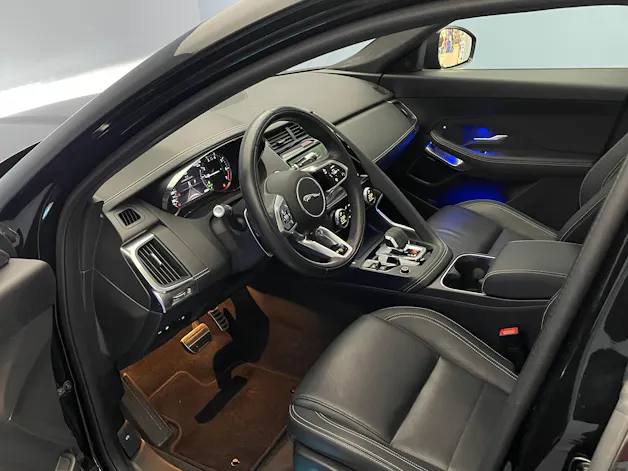 Jaguar E-Pace 1.5 T 300e R-Dynamic SE AWD