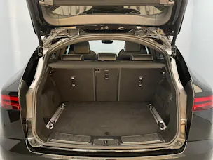 Jaguar E-Pace 1.5 T 300e R-Dynamic SE AWD
