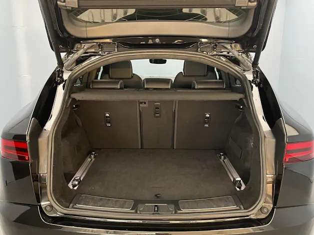 Jaguar E-Pace 1.5 T 300e R-Dynamic SE AWD