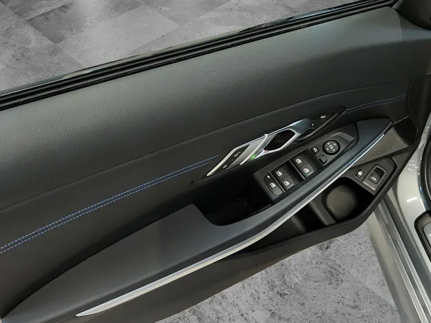 BMW 3er Reihe G21 Touring 330e xDrive SAG