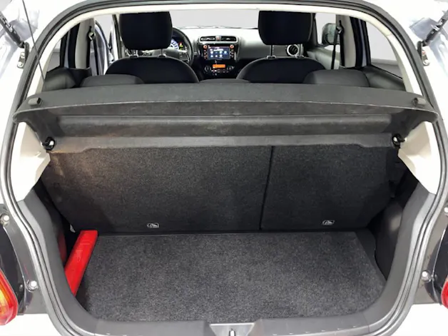 Mitsubishi Space Star 1.2 MIVEC Black Line