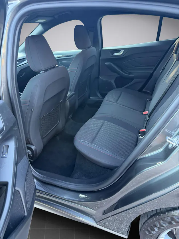 FORD Focus 2.0 TDCi ST Line * Diesel *