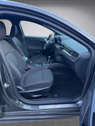FORD Focus 2.0 TDCi ST Line * Diesel *