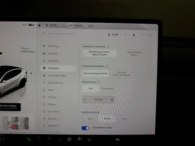 Tesla Model Y LR Premium AWD MY27 AHK