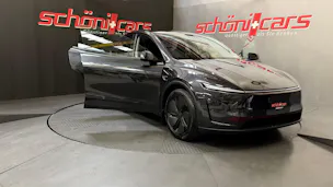 Tesla Model Y LR Premium AWD MY27 AHK