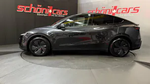 Tesla Model Y LR Premium AWD MY27 AHK