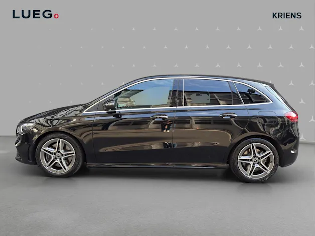 MERCEDES-BENZ B 250 4M - AMG / DISTRONIC / Panorama-Dach / Multibeam LED