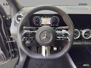 MERCEDES-BENZ B 250 4M - AMG / DISTRONIC / Panorama-Dach / Multibeam LED