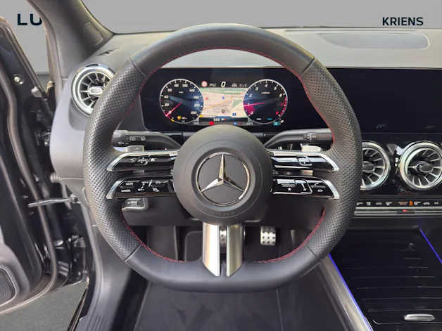 MERCEDES-BENZ B 250 4M - AMG / DISTRONIC / Panorama-Dach / Multibeam LED