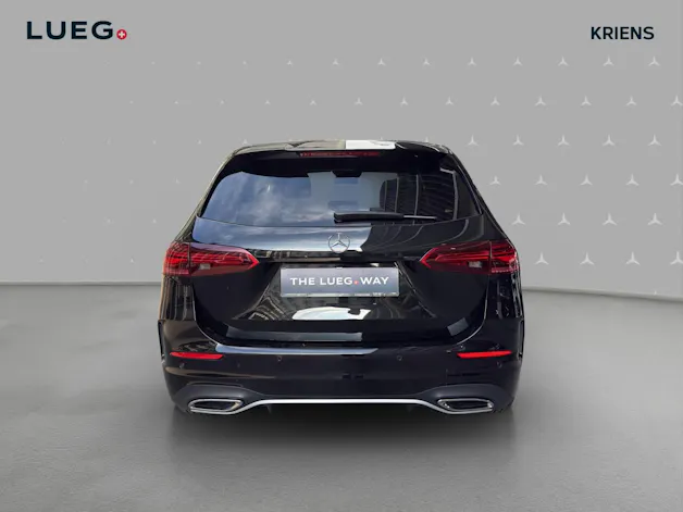 MERCEDES-BENZ B 250 4M - AMG / DISTRONIC / Panorama-Dach / Multibeam LED