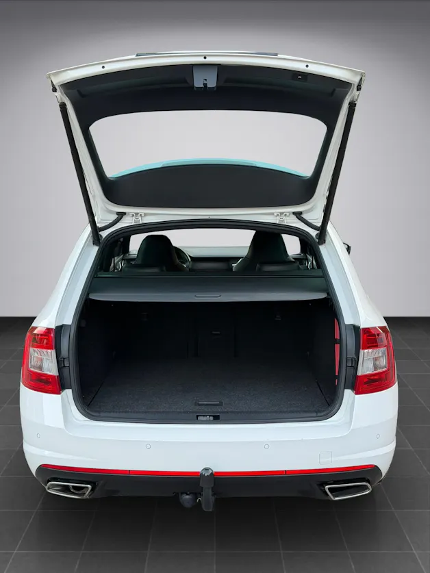 SKODA Octavia Combi 2.0 TDI RS 4x4 DSG
